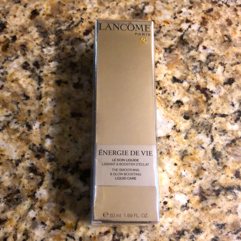 Unopened New in box Lancôme Energie DeVie